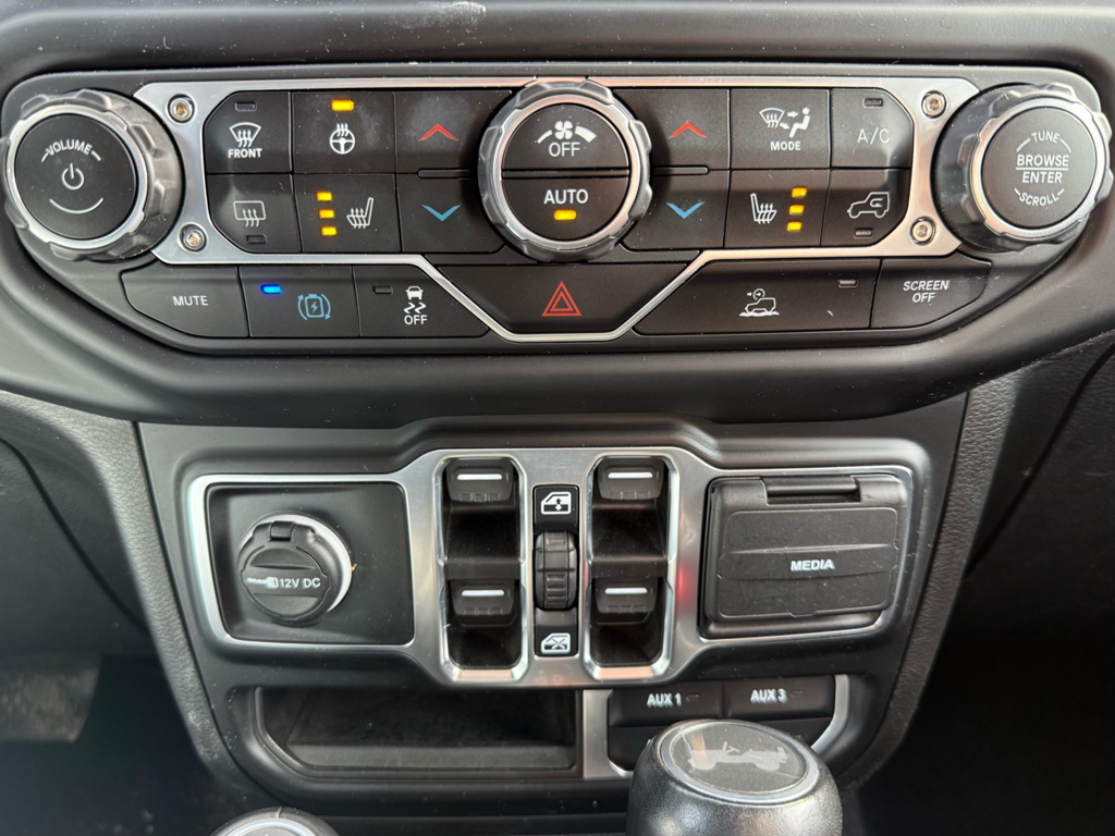 2022 Jeep Wrangler Unlimited - Gallery image 21