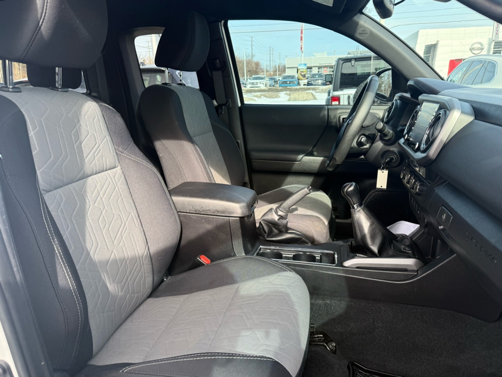 2022 Toyota Tacoma - Gallery image 21