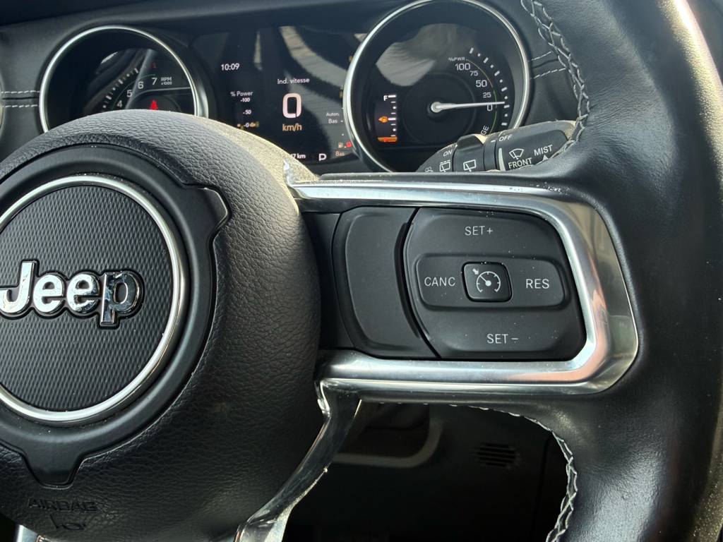 2022 Jeep Wrangler Unlimited - Gallery image 16