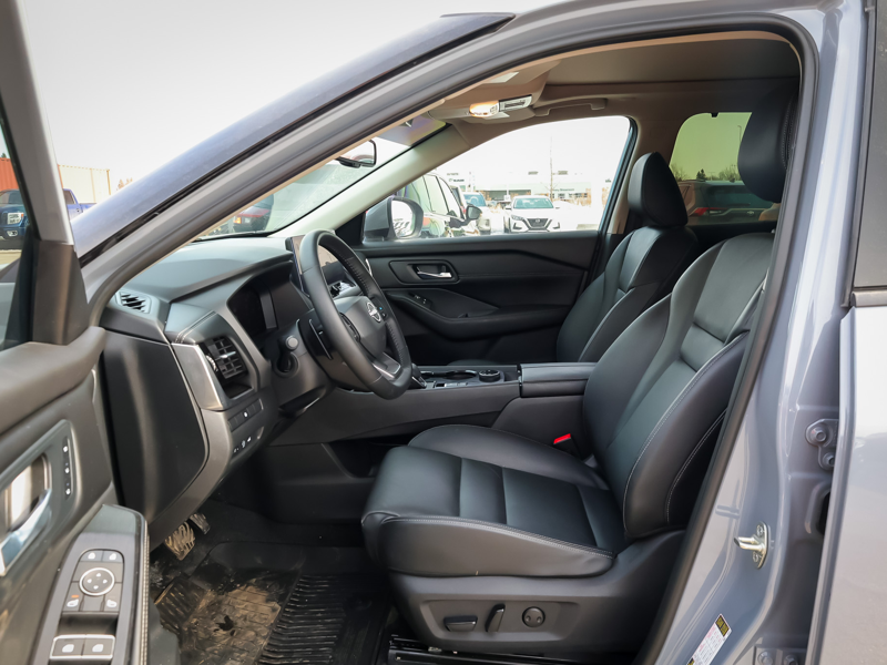 2025 Nissan Rogue - Gallery image 7