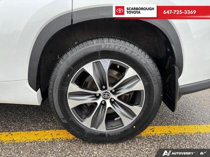 used 2022 Toyota Highlander car, priced at $42,995