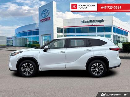 used 2022 Toyota Highlander car, priced at $42,995