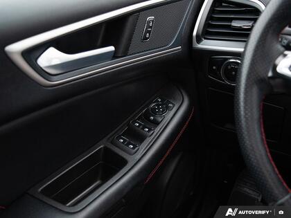 used 2023 Ford Edge car, priced at $29,950