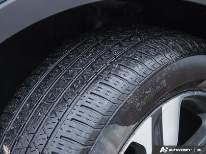 used 2022 Kia Sorento Plug-In Hybrid car, priced at $35,899