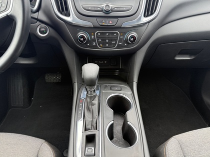 used 2024 Chevrolet Equinox car, priced at $25,157