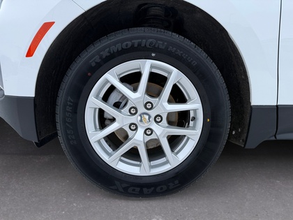 used 2024 Chevrolet Equinox car, priced at $25,157