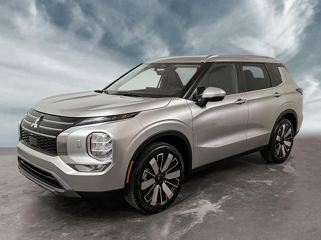 2026 Mitsubishi Outlander SEL FWD