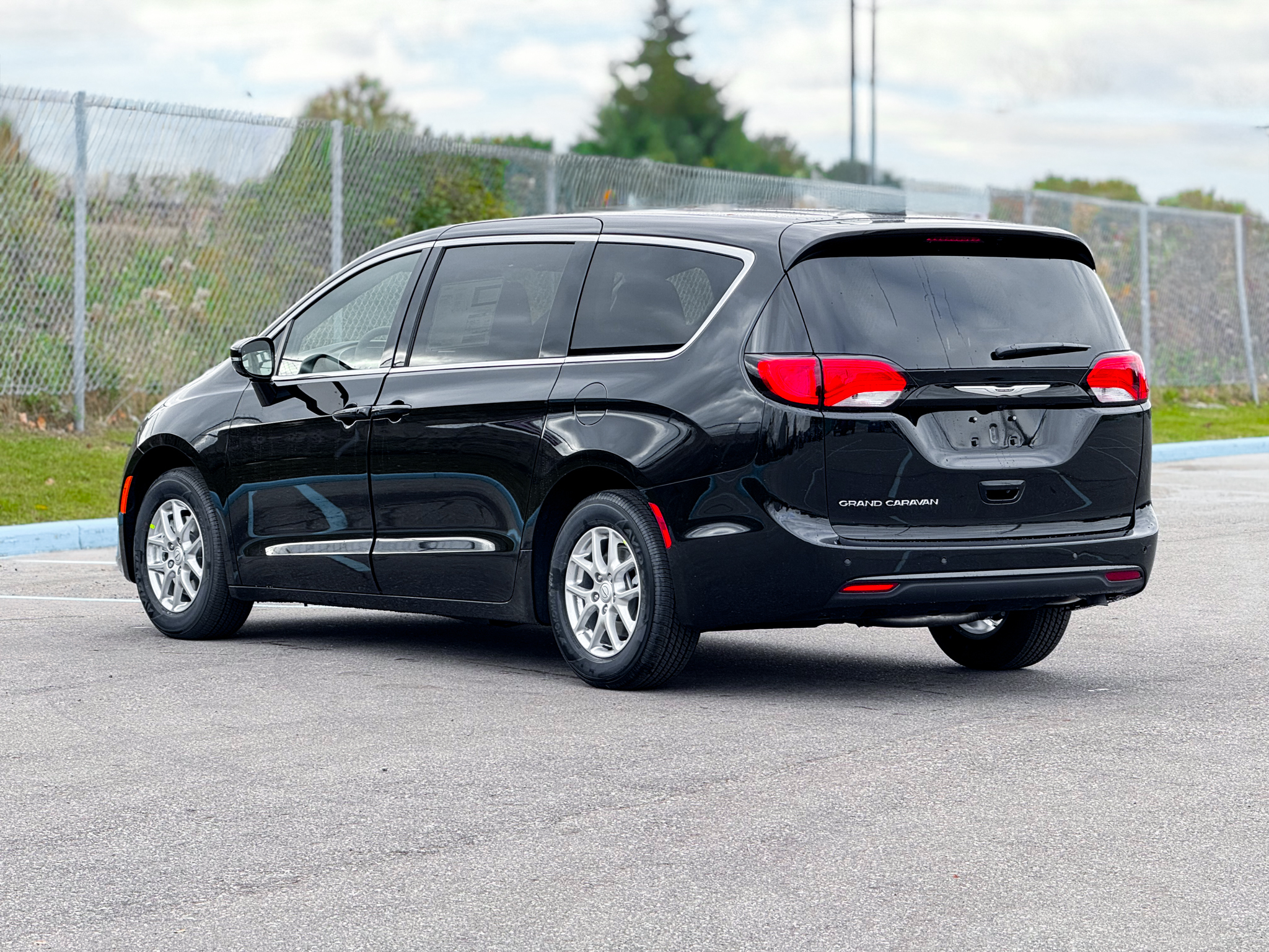 2025 Chrysler Grand Caravan