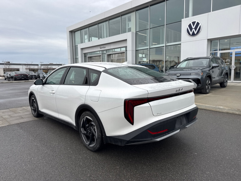 2025 Kia K4 - Gallery image 8