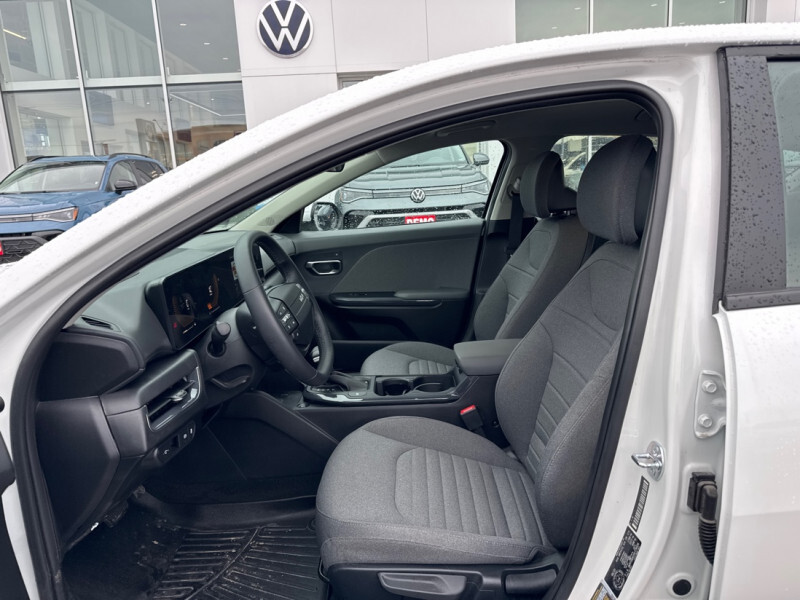 2025 Kia K4 - Gallery image 12