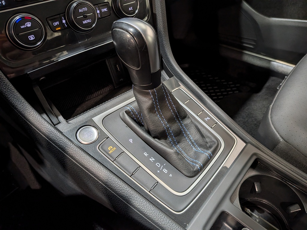 Volkswagen E-Golf 2020