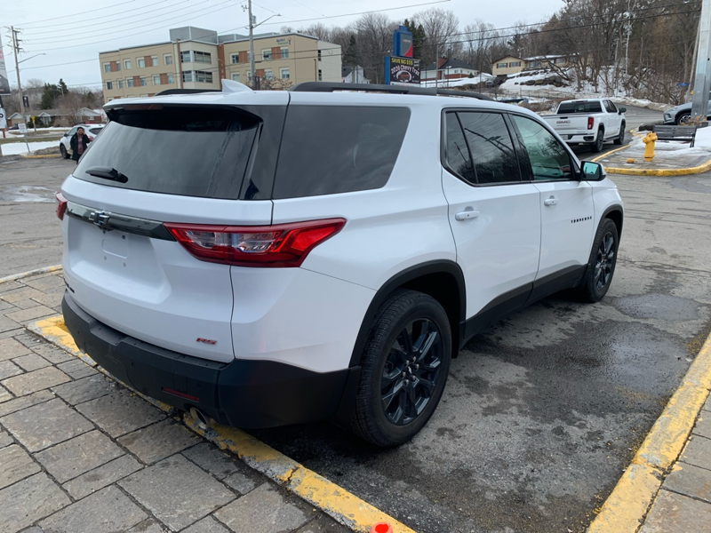 2021 Chevrolet Traverse - Gallery image 2