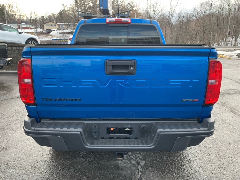 2022 Chevrolet Colorado - Gallery image 3
