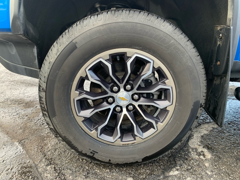 2022 Chevrolet Colorado - Gallery image 8