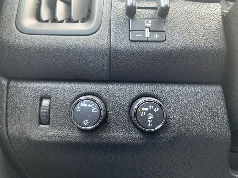 2022 Chevrolet Colorado - Gallery image 18