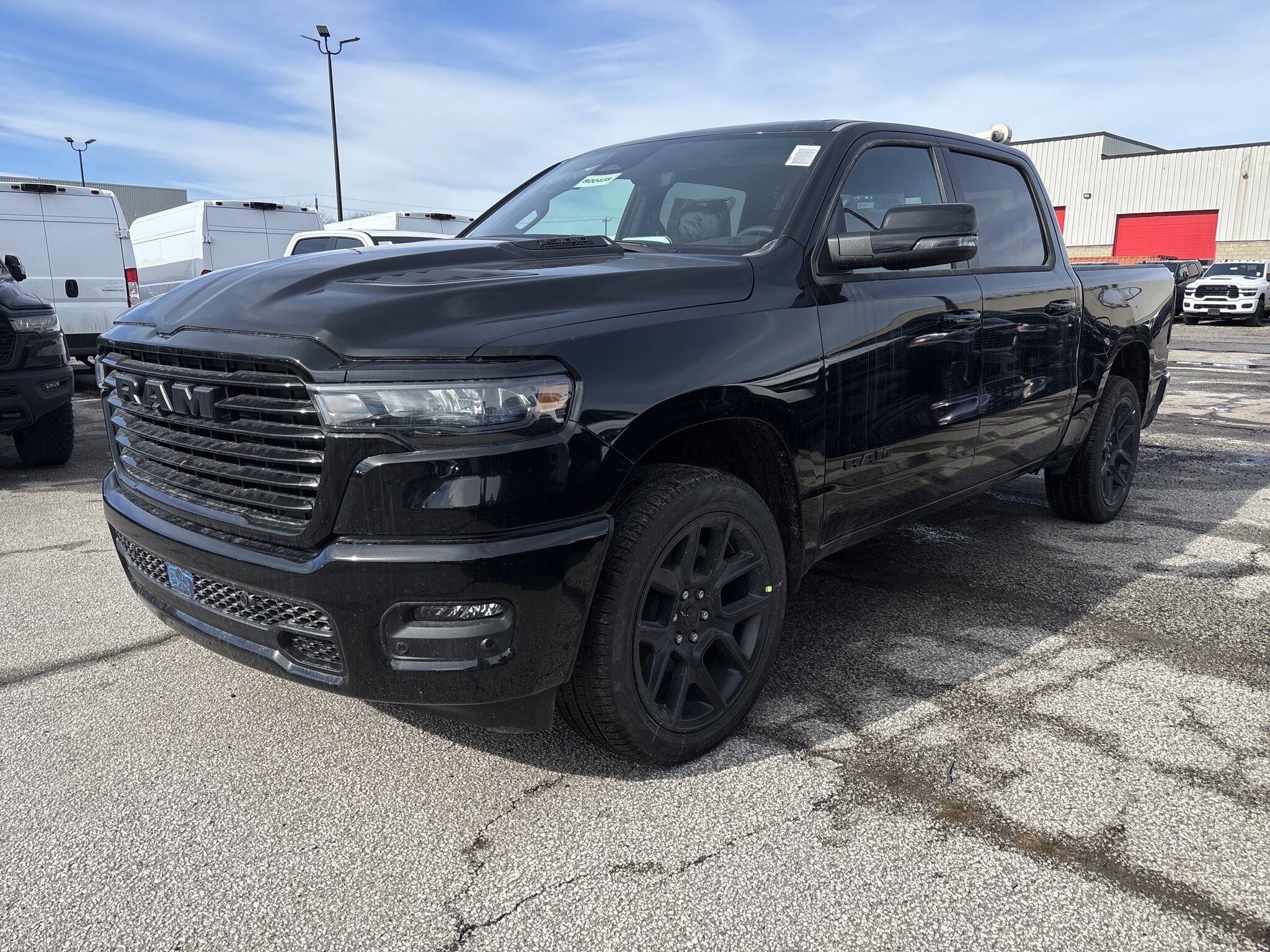 2026 RAM 1500 Sport 4x4 Crew Cab 5'7" Box Truck