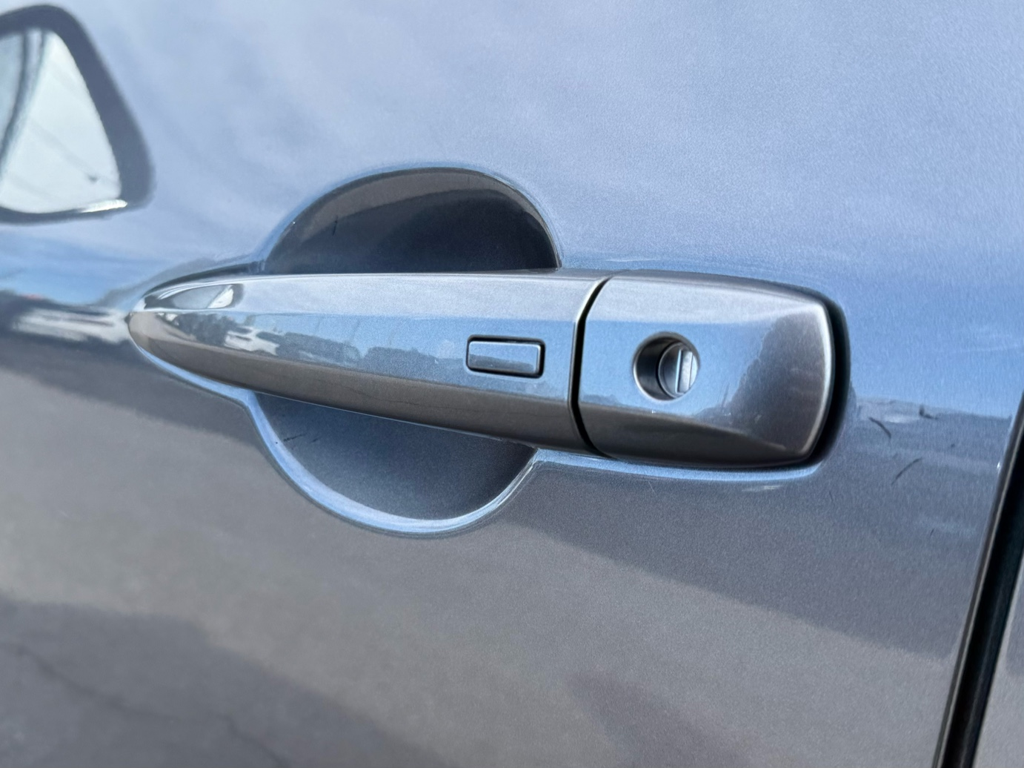 2023 Nissan Rogue - Gallery image 9