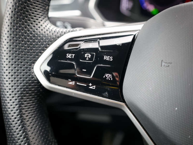 2022 Volkswagen Tiguan - Gallery image 16