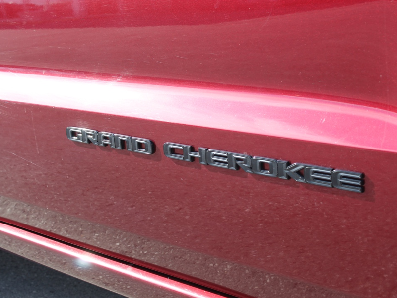 2019 Jeep Grand Cherokee - Gallery image 9