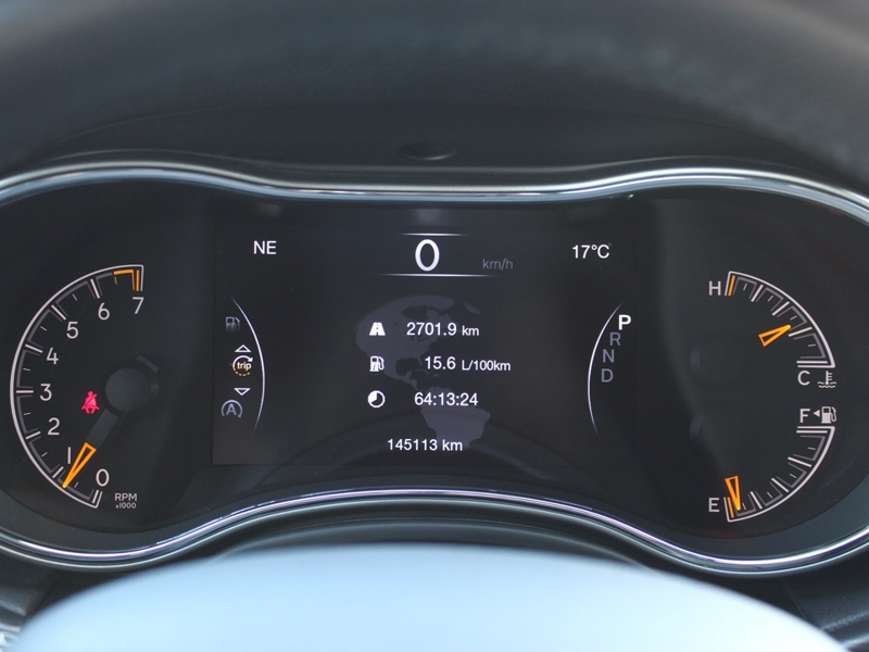 2019 Jeep Grand Cherokee - Gallery image 19