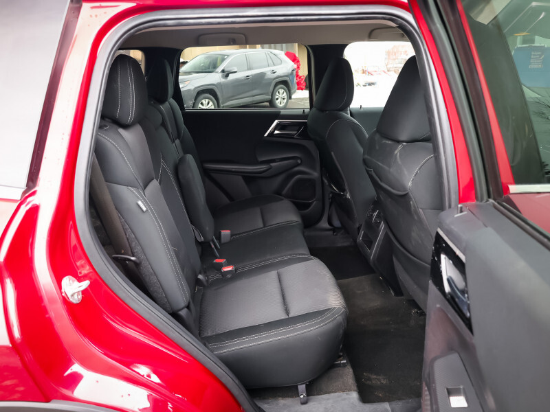 2022 Mitsubishi Outlander - Gallery image 11