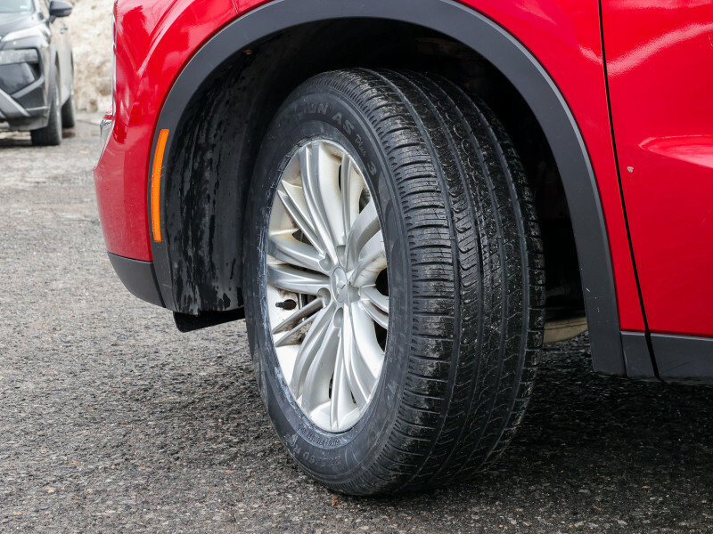 2022 Mitsubishi Outlander - Gallery image 6