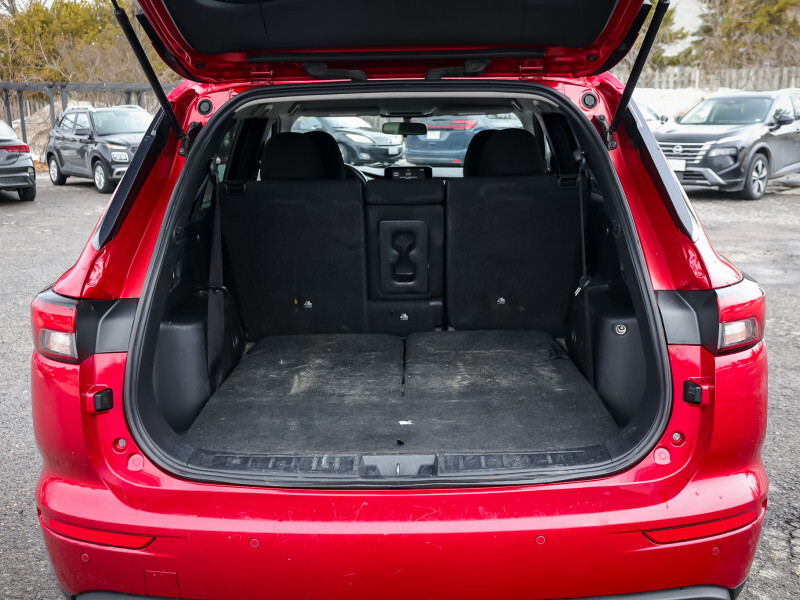 2022 Mitsubishi Outlander - Gallery image 9