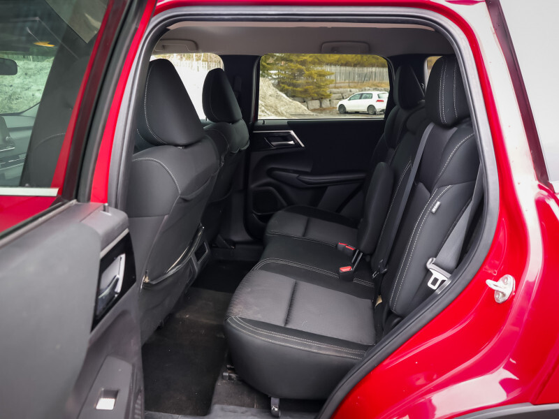 2022 Mitsubishi Outlander - Gallery image 8