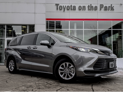 used 2026 Toyota Sienna car, priced at $58,995