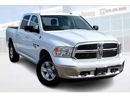 2022 RAM 1500 Classic SLT Crew Cab 4WD