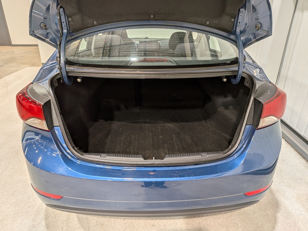 Hyundai Elantra 2016