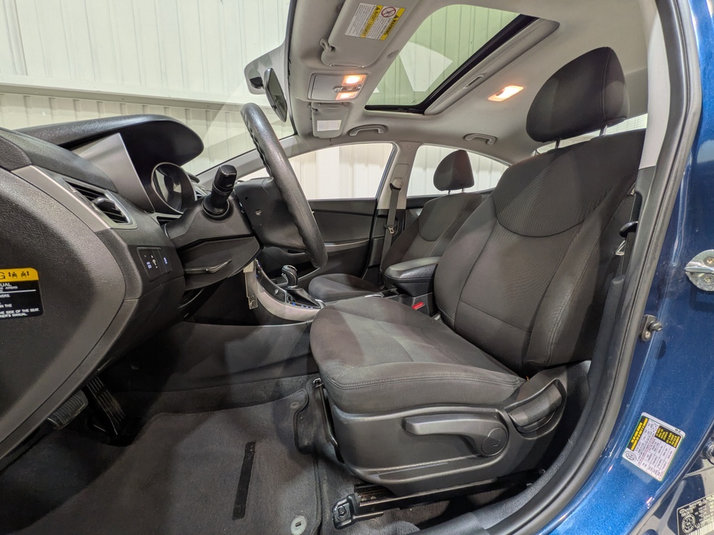 Hyundai Elantra 2016