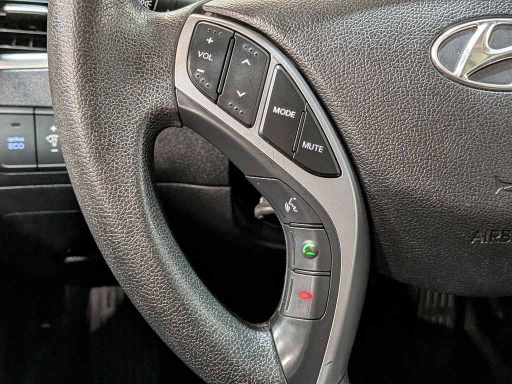 Hyundai Elantra 2016