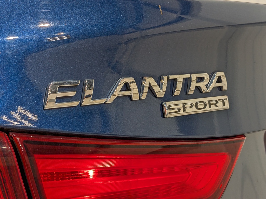 Hyundai Elantra 2016