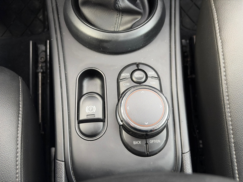 2019 MINI Countryman - Gallery image 18