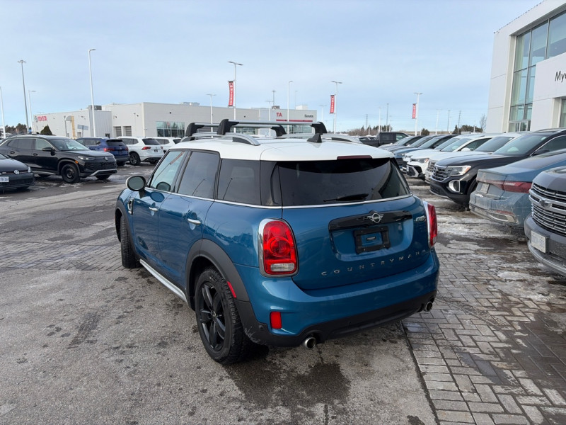 2019 MINI Countryman - Gallery image 2