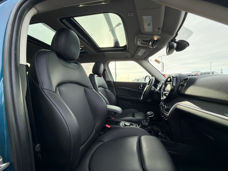 2019 MINI Countryman - Gallery image 12