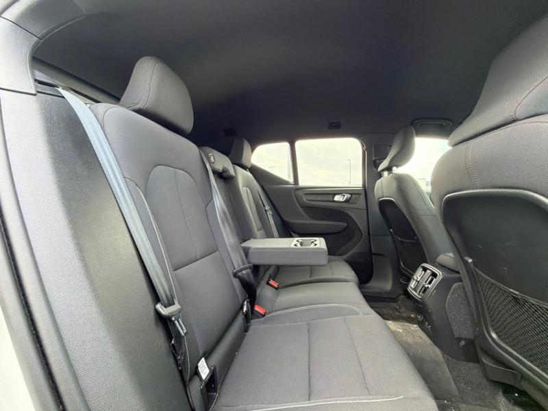 2024 Volvo XC40 - Gallery image 21