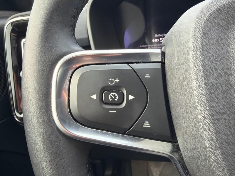 2024 Volvo XC40 - Gallery image 15