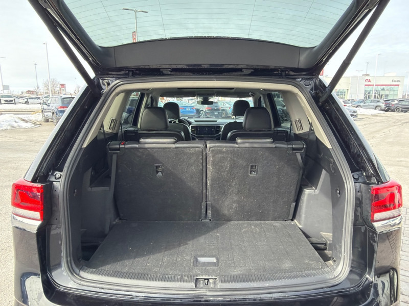 2022 Volkswagen Atlas - Gallery image 4