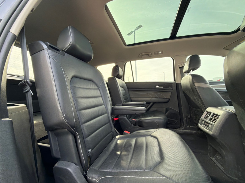 2022 Volkswagen Atlas - Gallery image 20