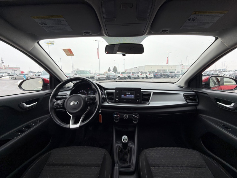 2020 Kia Rio 5-Door - Gallery image 11