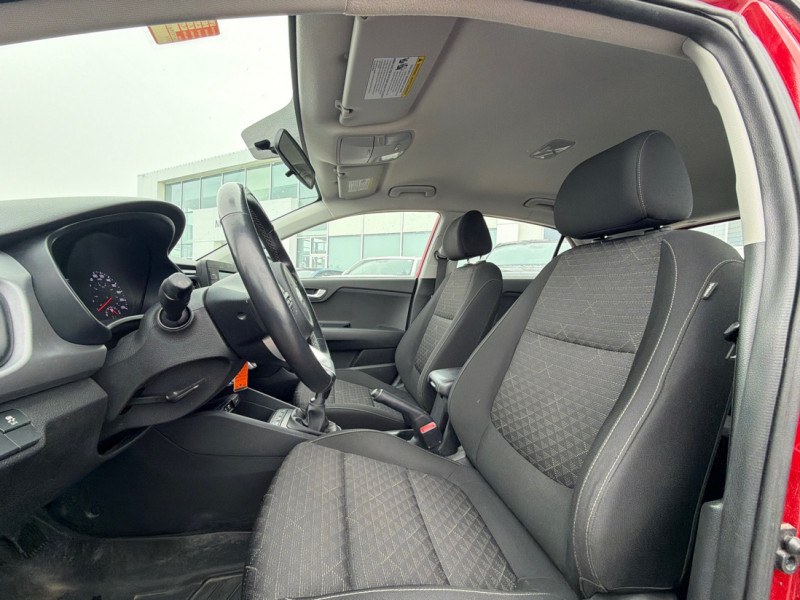 2020 Kia Rio 5-Door - Gallery image 9