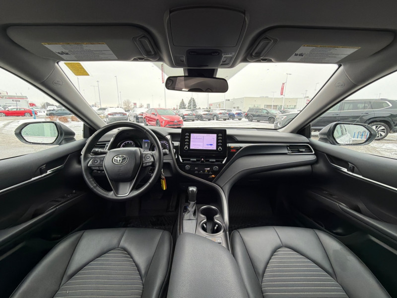 2024 Toyota Camry - Gallery image 11