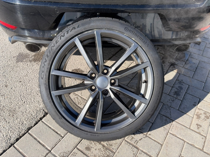 2019 Volkswagen Golf GTI - Gallery image 21