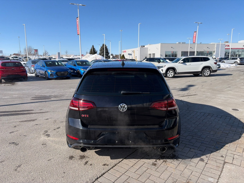 2019 Volkswagen Golf GTI - Gallery image 3