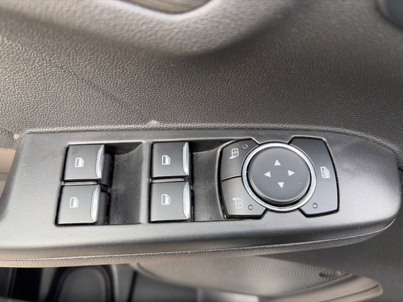 2025 Ford Escape - Gallery image 8