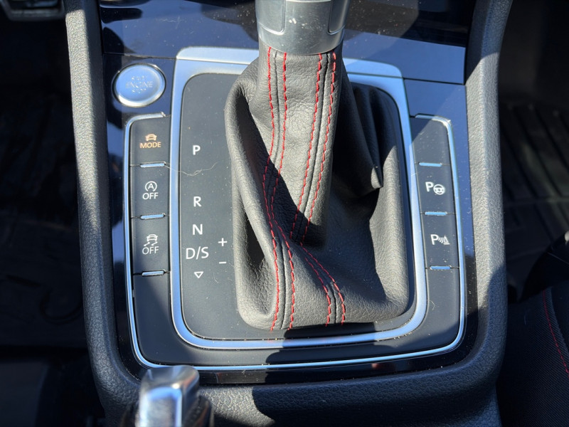 2019 Volkswagen Golf GTI - Gallery image 18