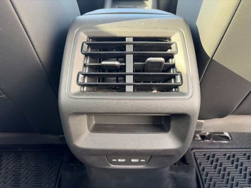 2025 Volkswagen Tiguan - Gallery image 22