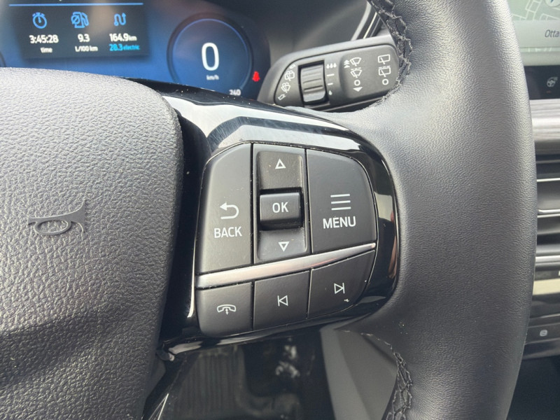 2025 Ford Escape - Gallery image 16